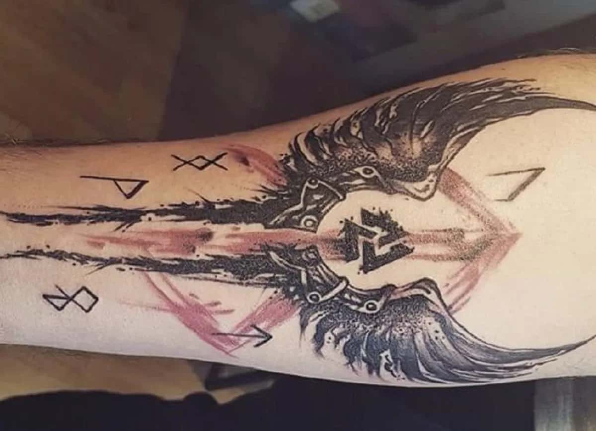 Tatuaż walkiria znaczenie – odkryj głęboką symbolikę i historię